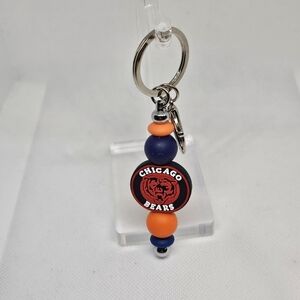 NWT Chicago Bears Beaded Silvertone Keychain